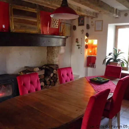 Le Clos Du Payen Bed & Breakfast *